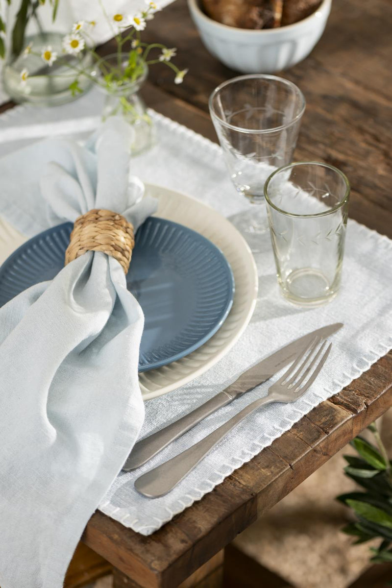 Tovaglietta blu polvere con cuciture bianche sul bordo - Arredo Casa da Sogno