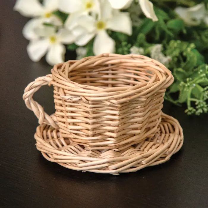 Decorazione in salice a forma di Tazza