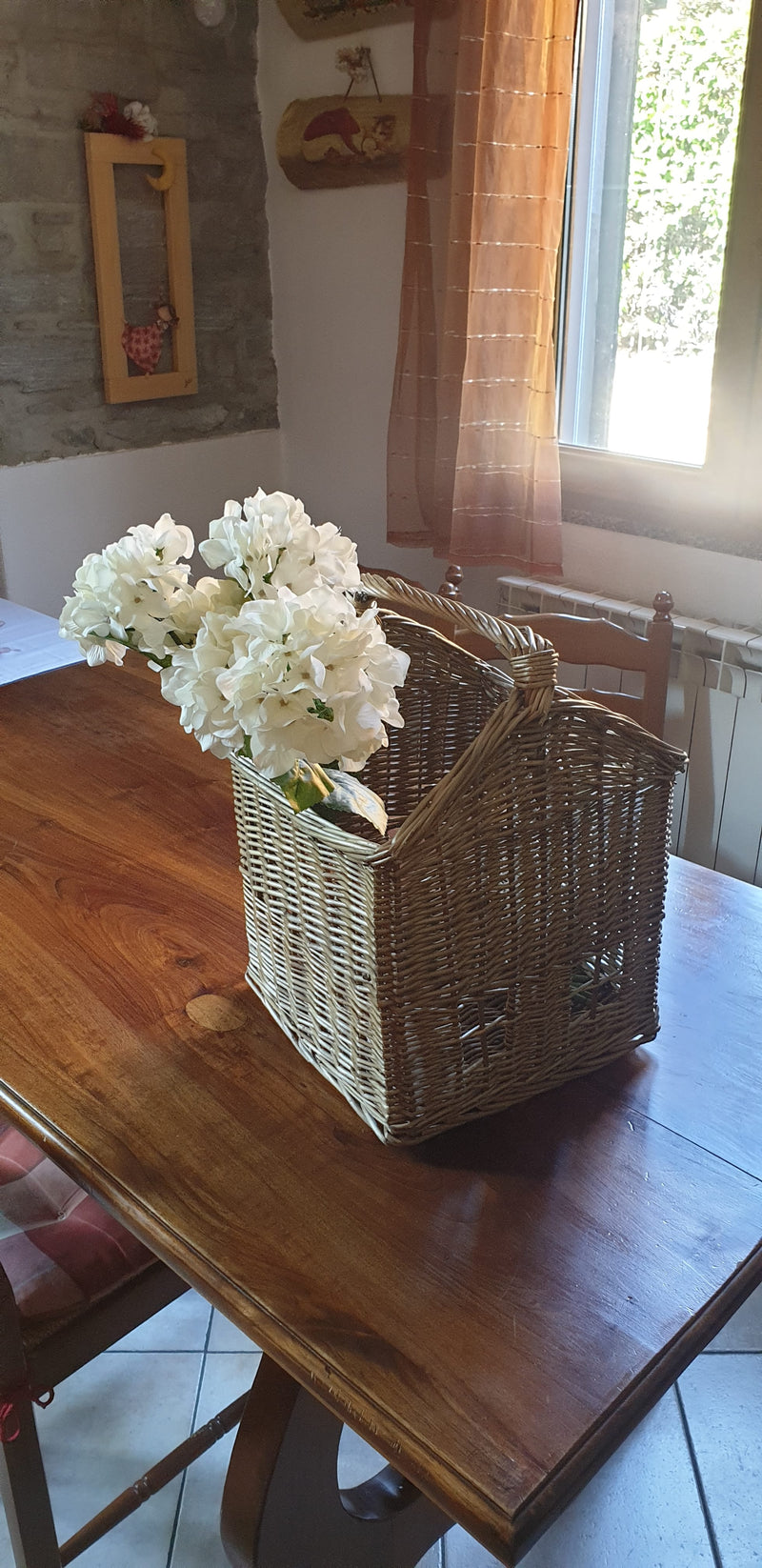 Panier avec anse en forme de maison -Ib laursen