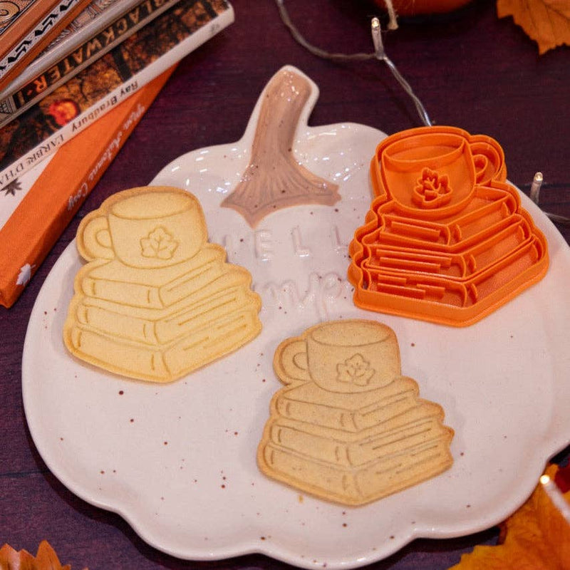 Tagliabiscotti Libri e Tazza – Autunno accogliente & cocooning