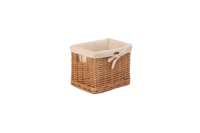 Storage basket with lining 