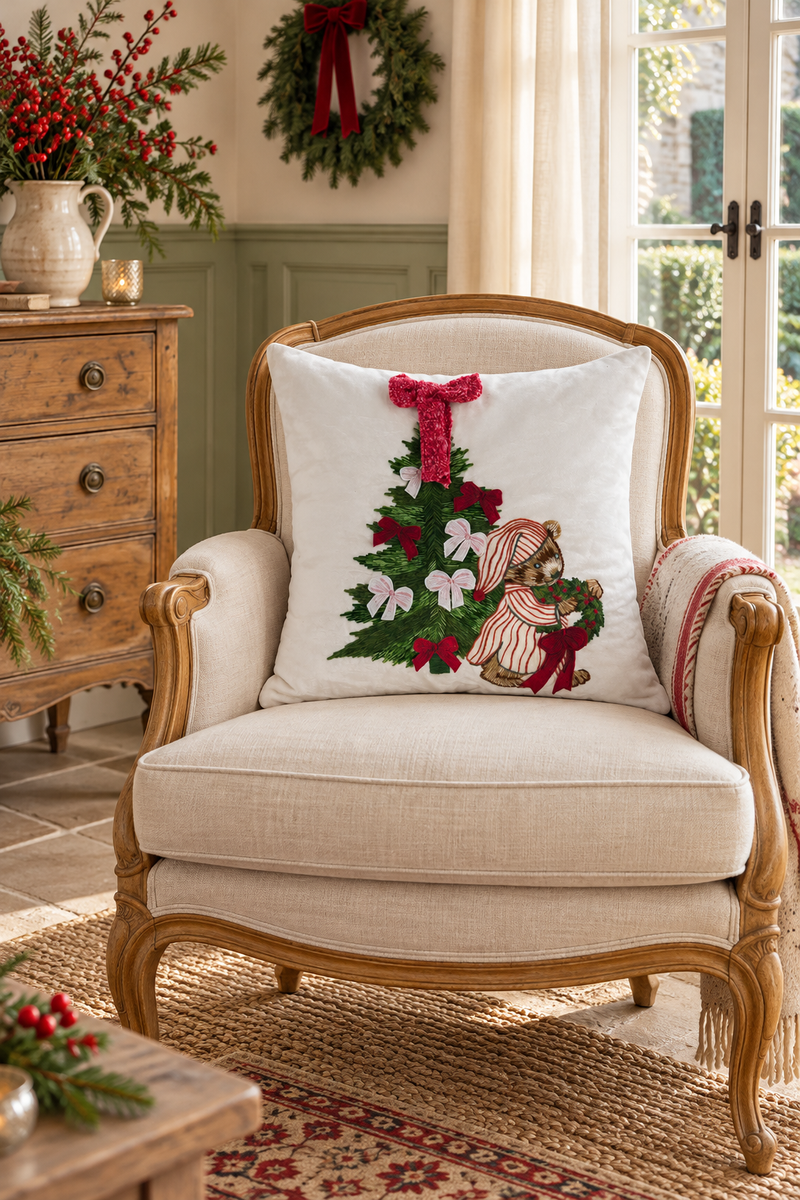 Cuscino natalizio orsetto e albero 50×50 – Blanc Mariclò