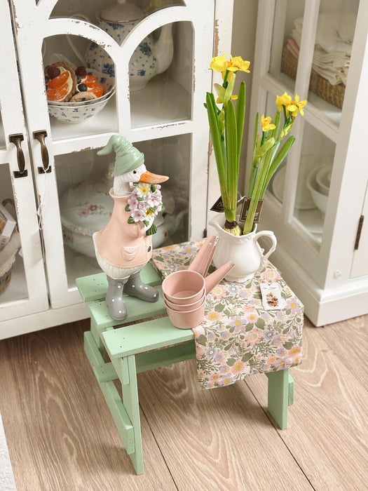 Sgabello in legno Verde