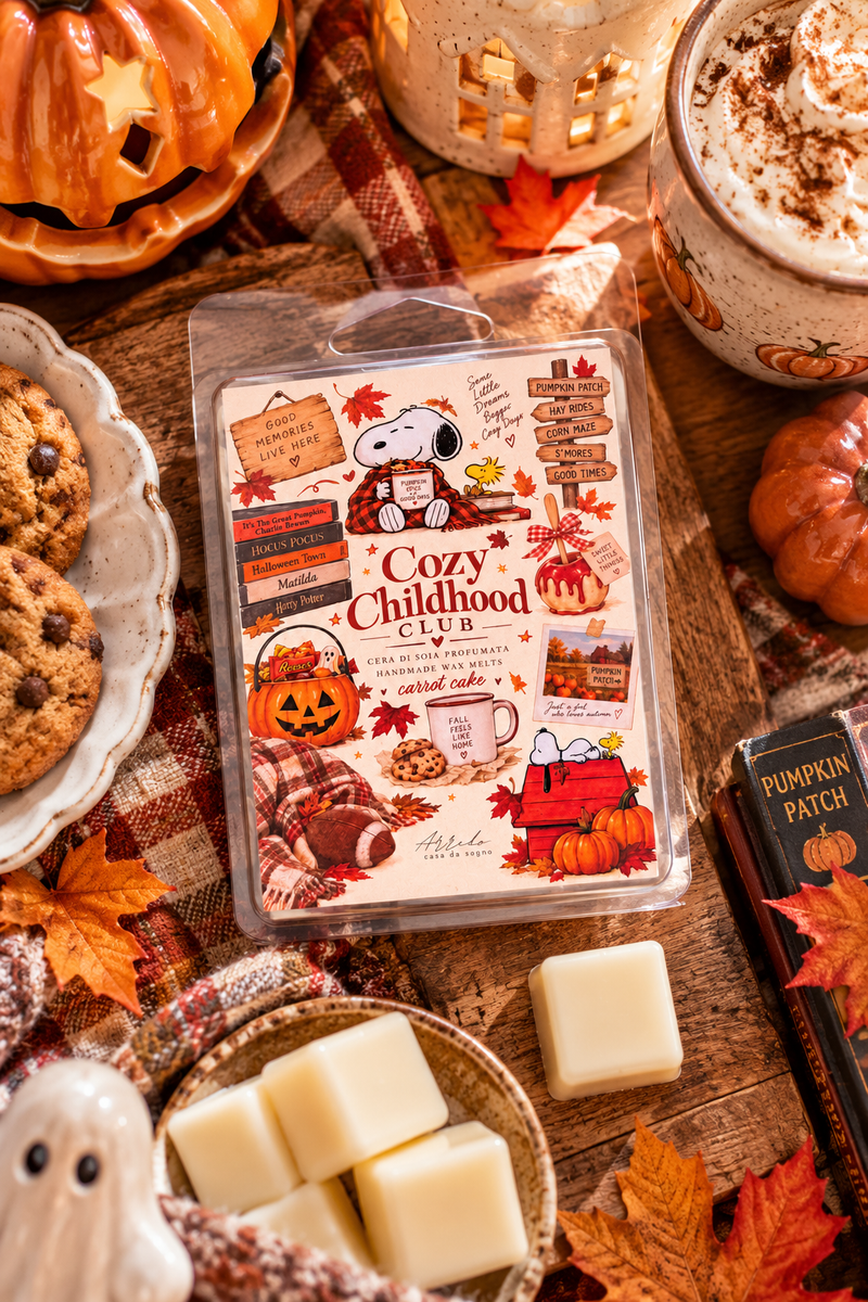 Cera Profumata Cozy Childhood Club Carrot Cake 75 g – Edizione Limitata Arredo Casa da Sogno
