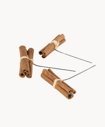 Stecche di cannella naturale decorativa con filo 8 cm