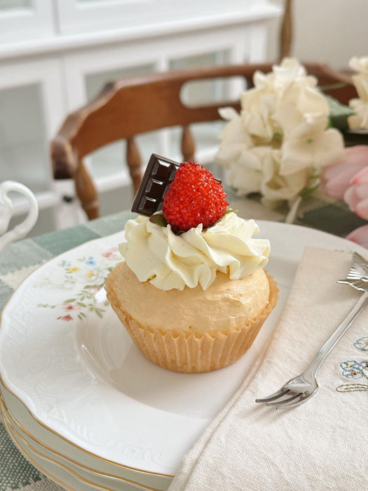 Cupcake vaniglia fragola e cioccolato