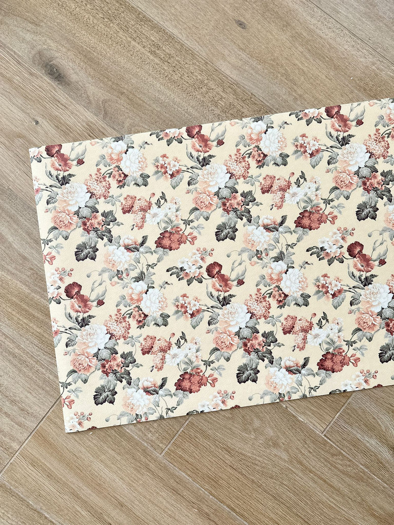 Tappeto in vinile su misura Autumn's Hydrangeas