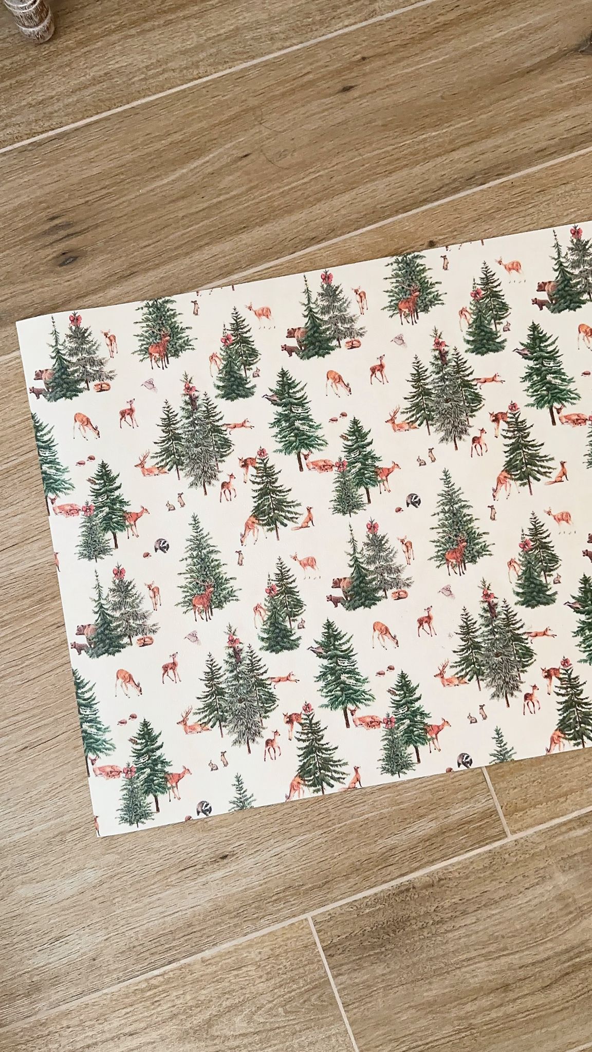 Tappeto in vinile natalizio “Foresta Innevata”