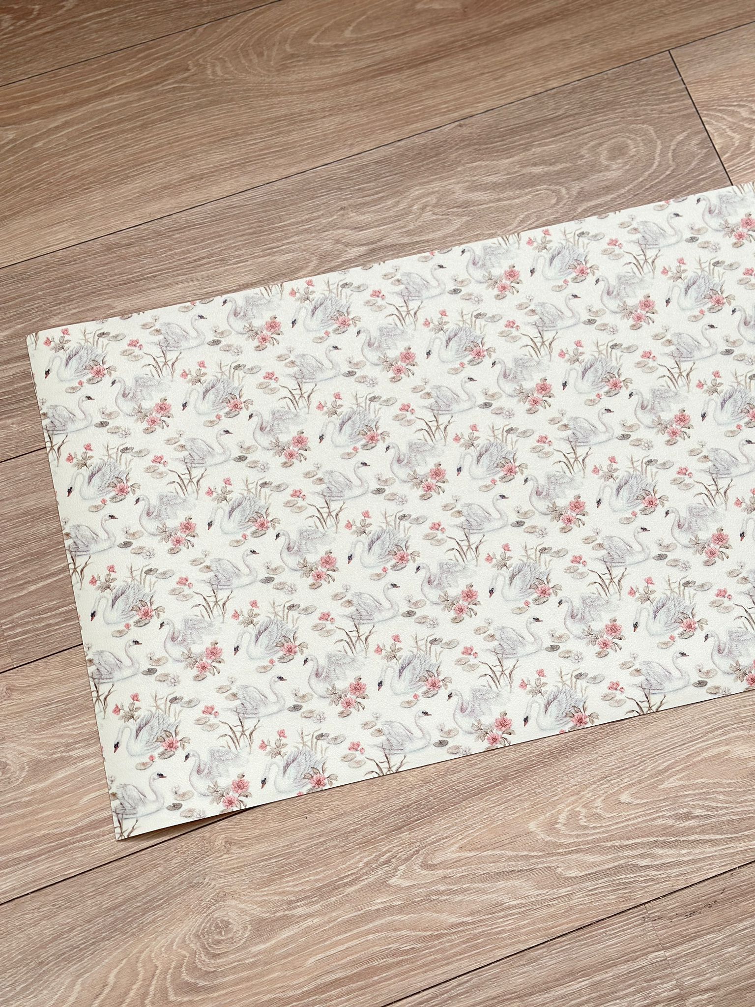 Tappeto in vinile su misura ‘Sinfonia Bianca’