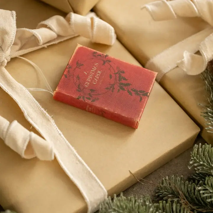 Decorazione Natalizia Libro “A Christmas Carol” da Appendere H 10 cm