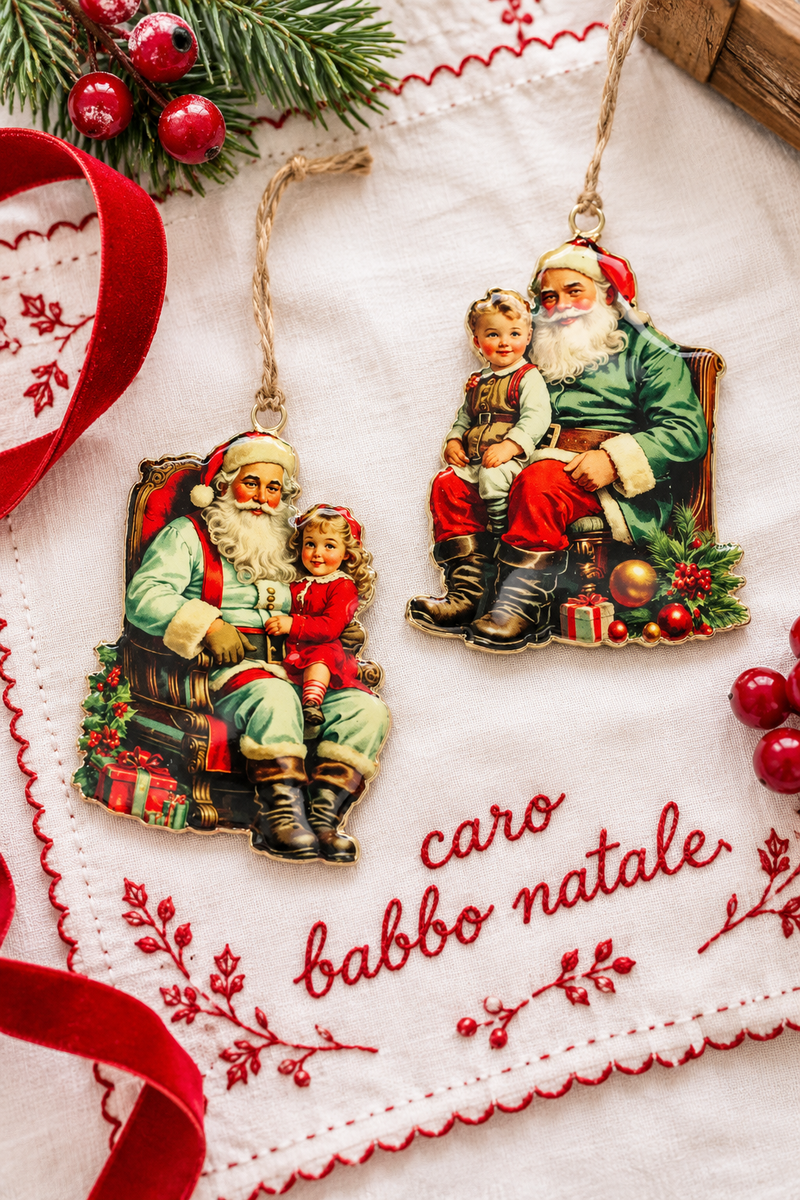 Set 2 Pendenti Natalizi Babbo Natale con Bambini in Metallo H 13 cm - Wurm