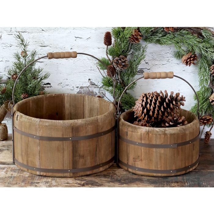 Wooden bucket with handle -Chic Antique 