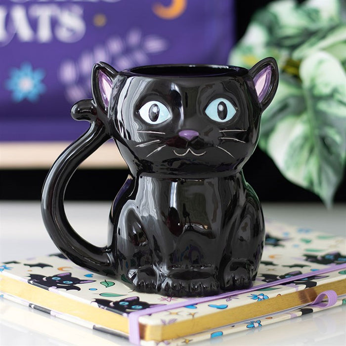 Cat-shaped mug